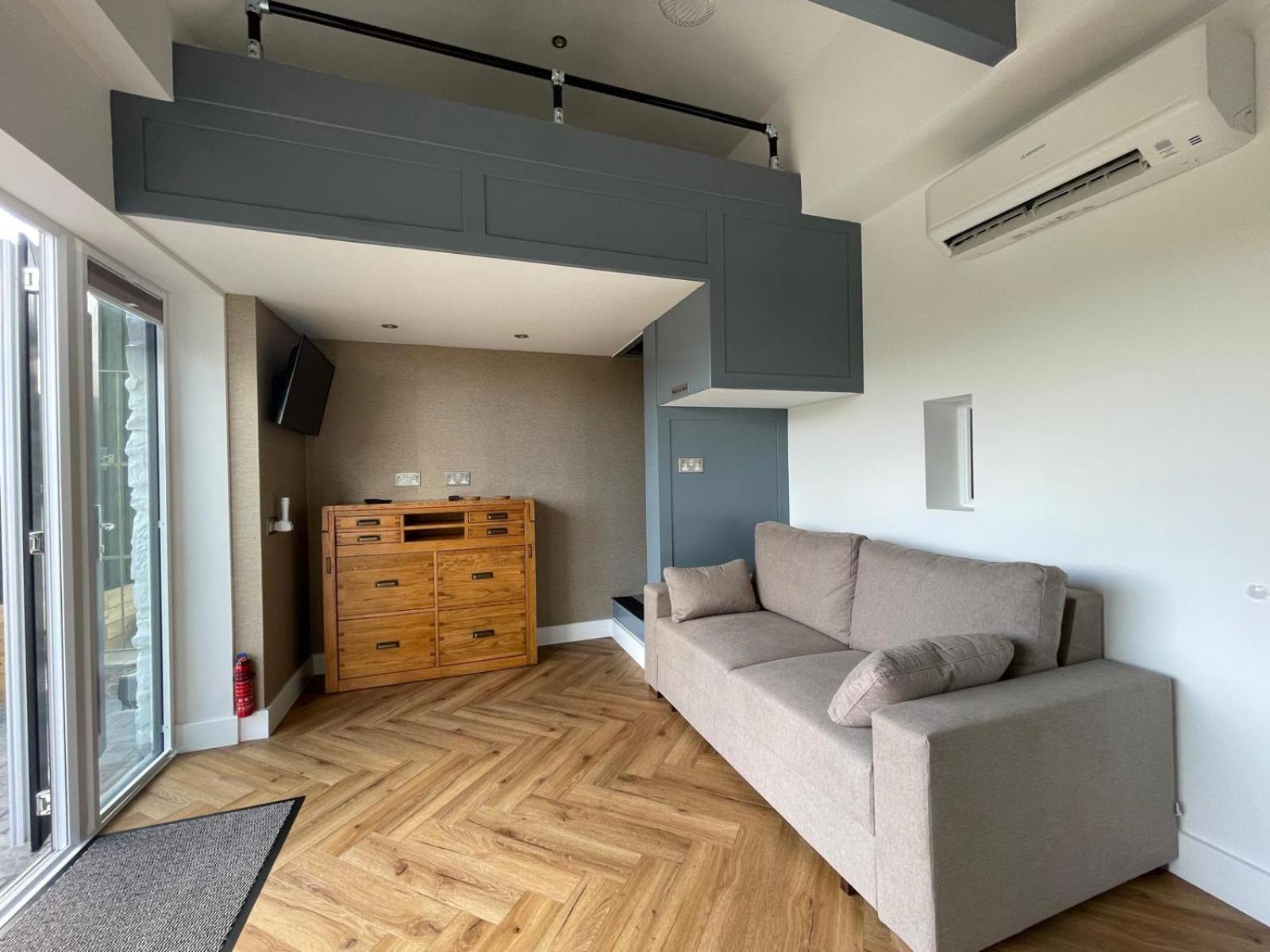 Little Of The Beacons Apartment